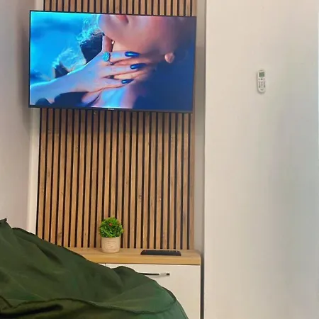 Apartment Sea Golem (Tirana)